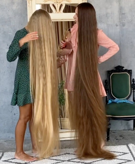 Длинные волосы у девушек