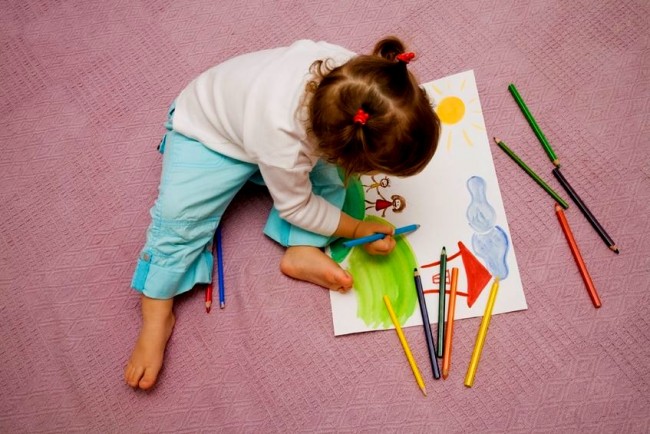 Нравилось в детстве рисовать цветными карандашами