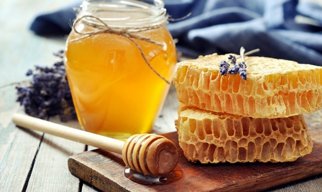 Знаете как проверить мёд в домашних условиях