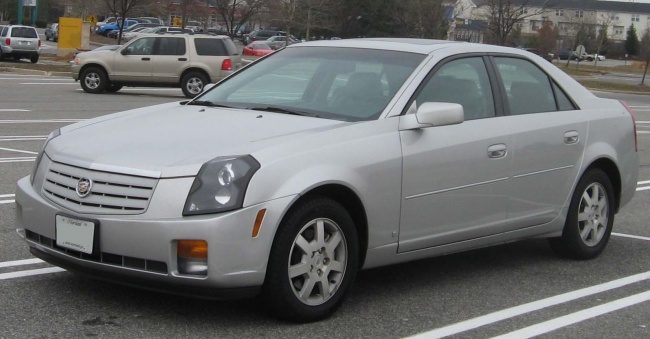 Cadillac CTS или Lexus GS